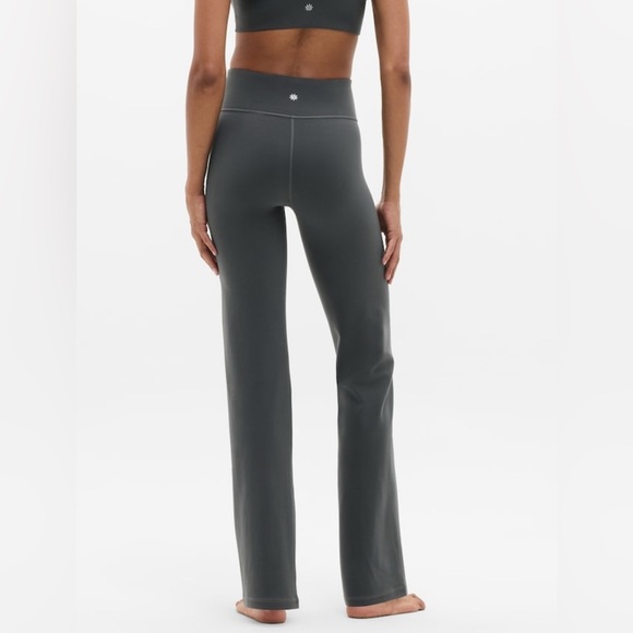 NWT Athleta Elation Straight Shadow Gray Leg 2.0 Sz M/P (# 769062) - Picture 3 of 8